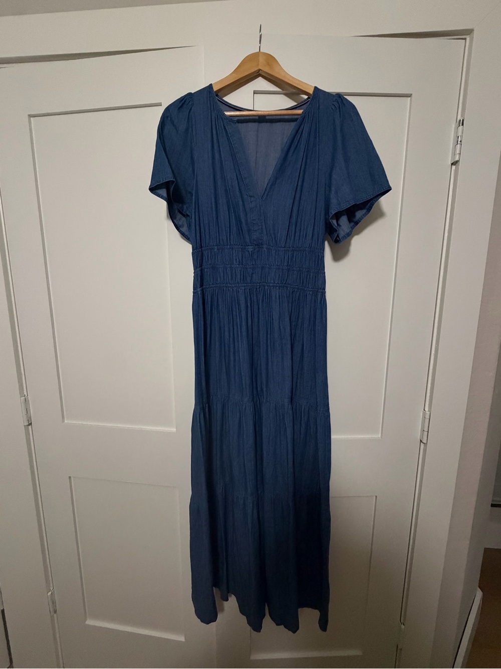 Tommy Hilfiger Blue V‑Neck Tiered Maxi Dress